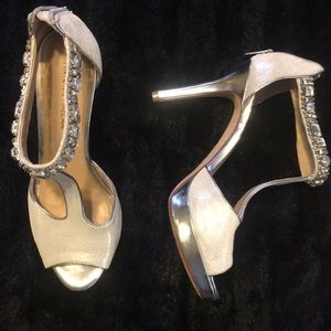 Antonio Melani size 9.6